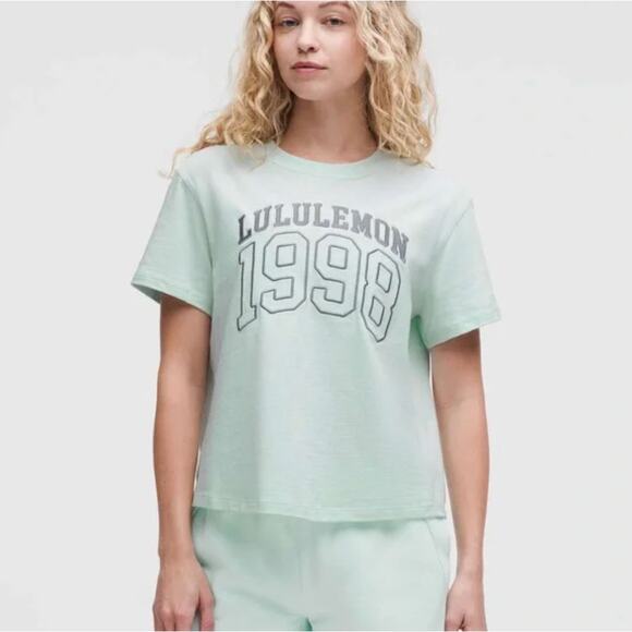 (4) NWT Lululemon Relaxed-Fit‎ Cotton Jersey T-Shirt *Graphic Mint Breeze - Picture 1 of 6